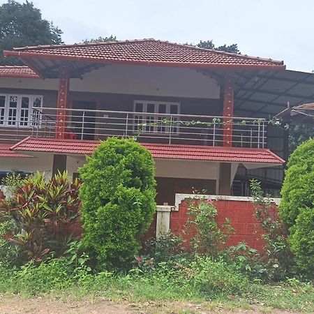 Вилла Elephant Path Coorg 3Bhk Suntikoppa Экстерьер фото